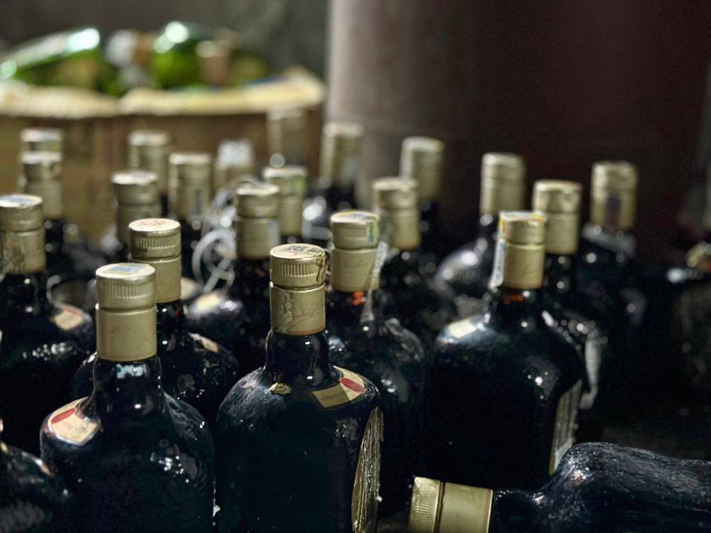 Botellas de whisky incautadas. FOTO: POLICÍA METROPOLITANA