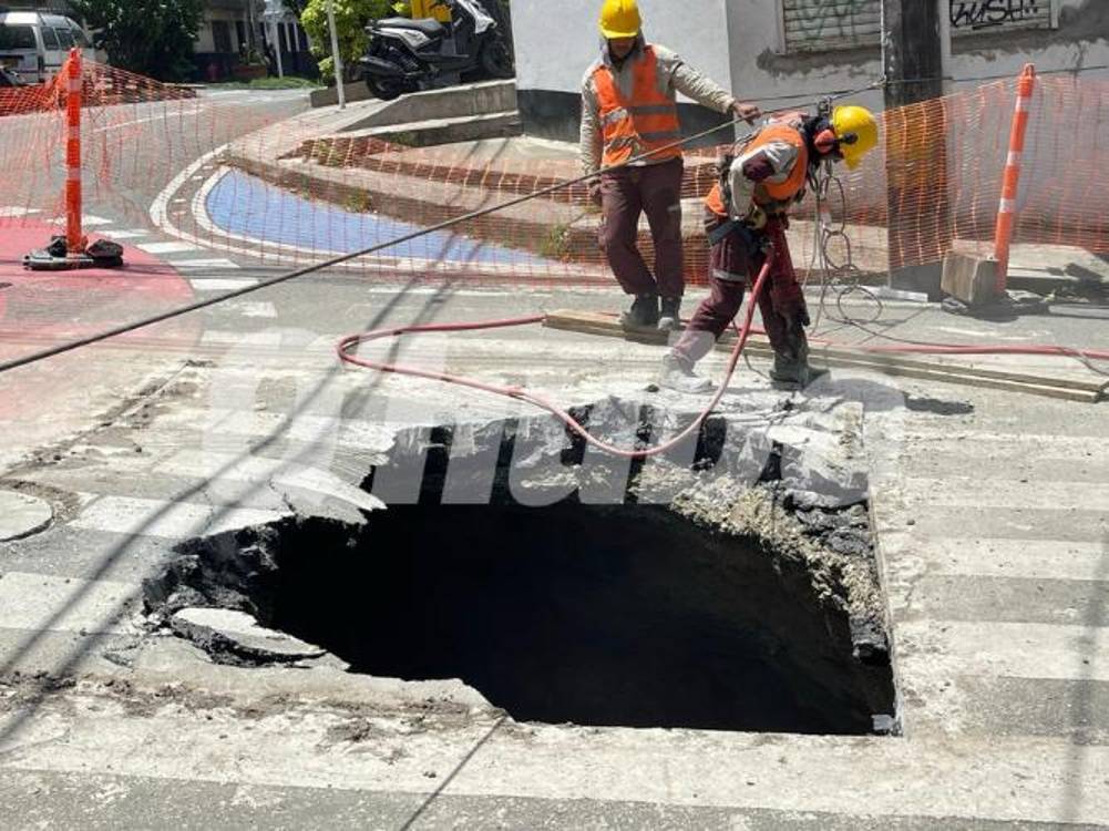 Así se veía el hueco el pasado lunes, 5 de mayo. FOTO: SINDY VALLE