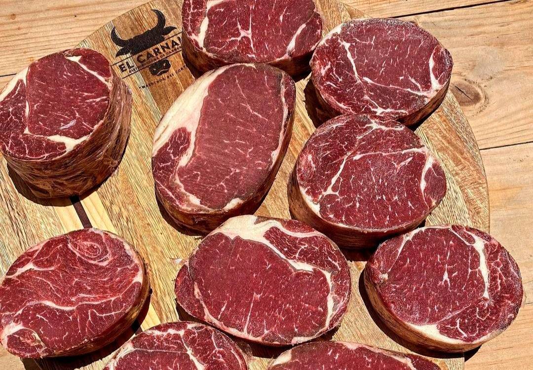 El Carnal, su distribuidora de carnes, ya es reconocida a nivel nacional. /FOTO: CORTESÍA