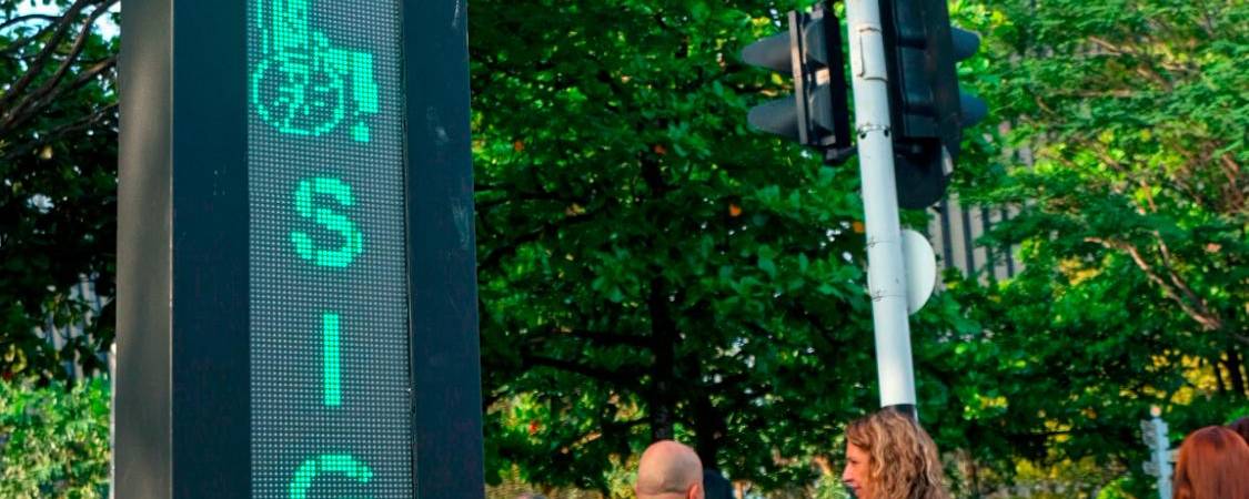 En el Centro de Medellín instalaron nuevos semáforos inteligentes: así funcionan