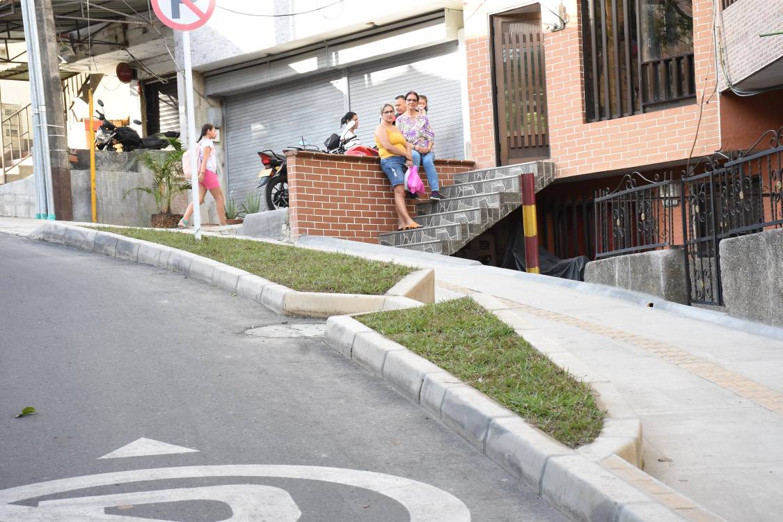 Mejoramiento de la vía El Guayabo. FOTO: CORTESÍA