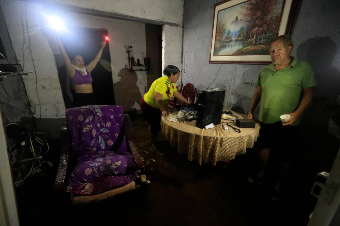 EN FOTOS: Así quedaron las casas afectadas por las inundaciones en el sector El Sinaí, en Santa Cruz