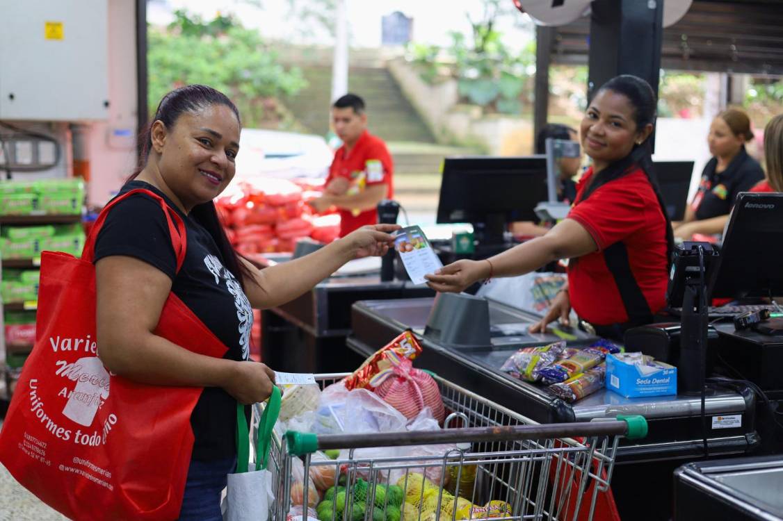 Está dirigido a las familias vulnerables de la ciudad. FOTO: ALCALDÍA DE MEDELLÍN