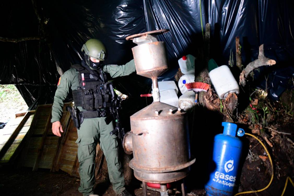 Elementos usados para la elaboración de droga. /FOTO: CORTESÍA