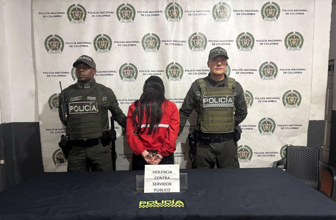 Tras la reacción policial fue capturada una mujer. FOTO: SECRETARÍA DE SEGURIDAD