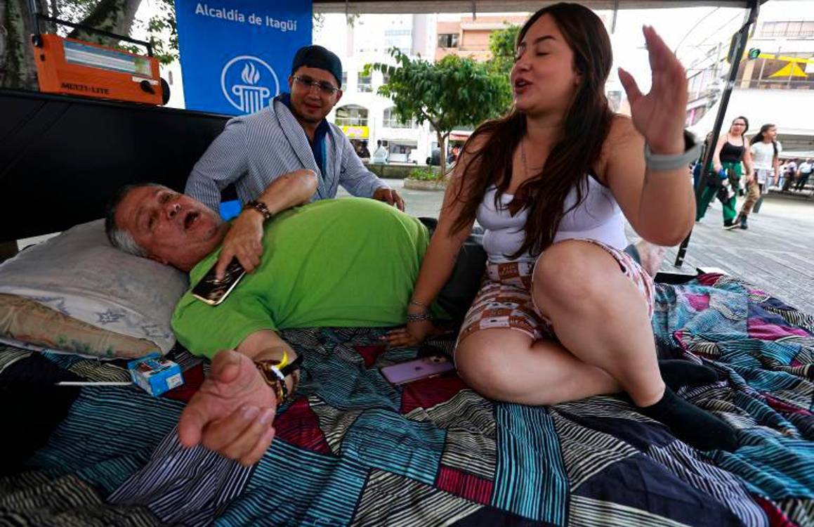 EN FOTOS: Celebración de la Pereza en Itagüí, ¡con todo y exorcismo!