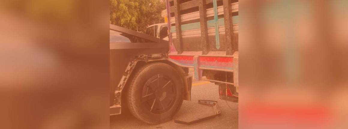 Imagen Actualidad choque-entre-Cybertruck-y