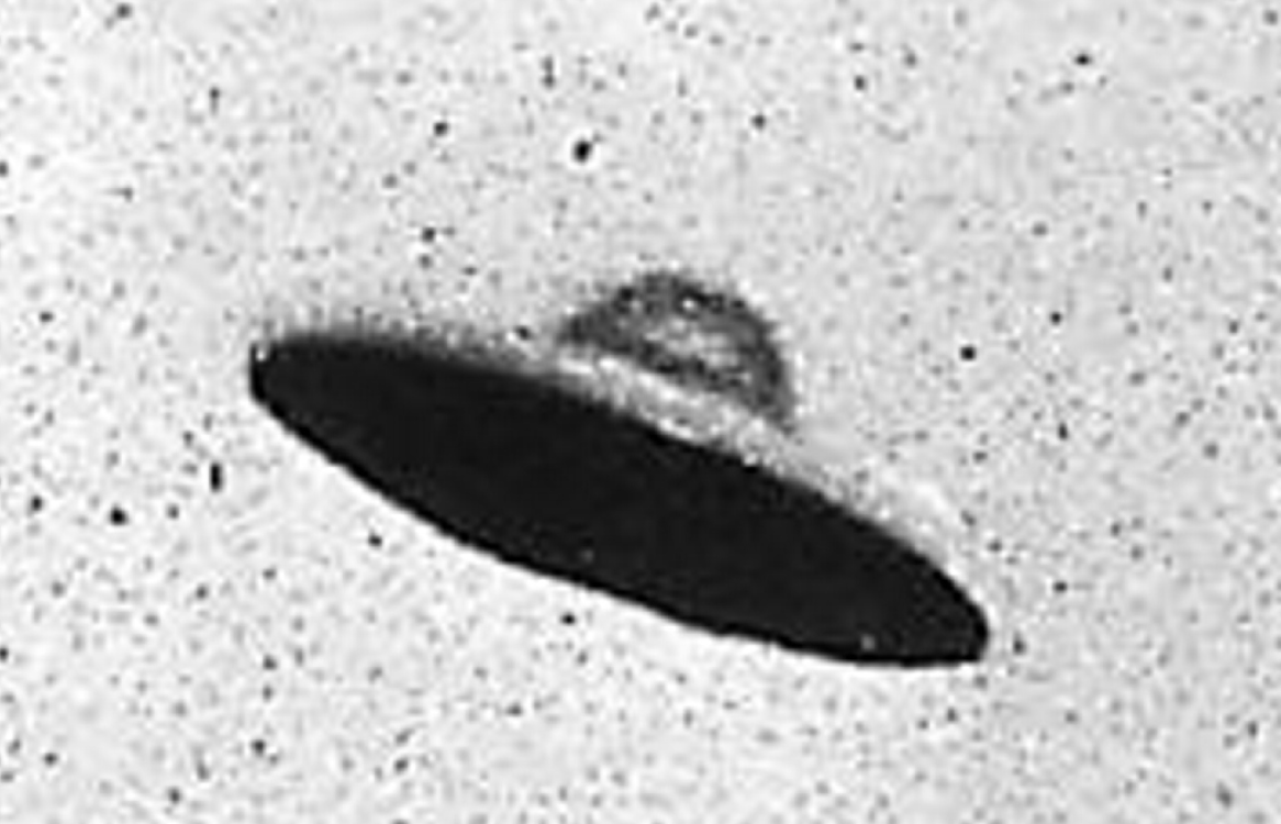 Supuesto platillo volador fotografiado sobre Passaic, Nueva Jersey, en 1952. FOTO: Wikipedia