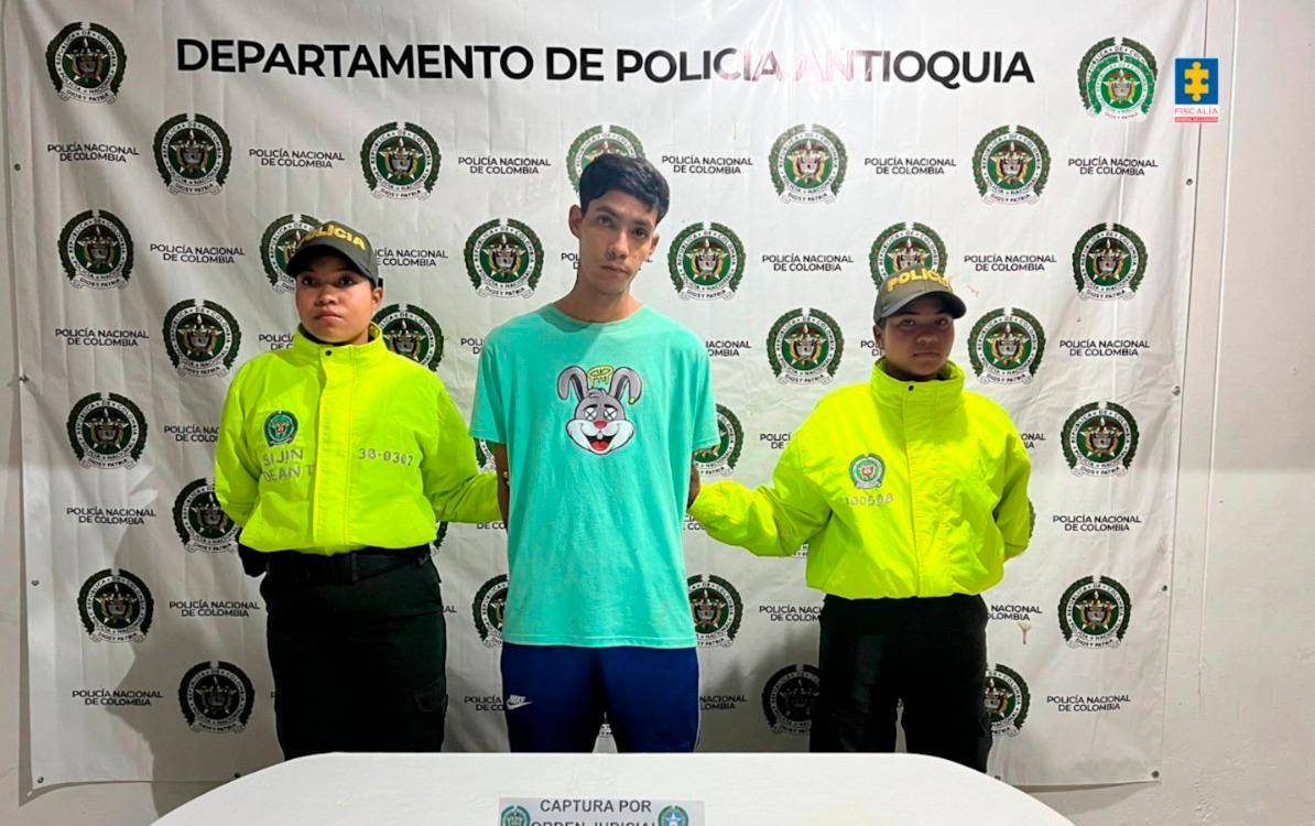 A Oliveros Ruiz le hallaron el celular de la víctima durante su captura. /FOTO: CORTESÍA