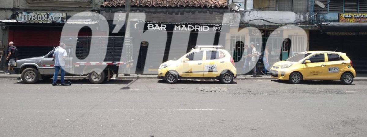 El asesino llegó hasta las afueras de este bar del Centro. FOTO: GUILLERMO OSPINA