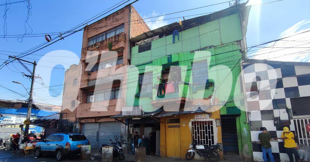 En este edificio fue donde encontraron al hombre de la comunidad Lgbtiq+ sin vida. <b><span class=mln_small-caps_mln>/FOTO: ANDRÉS GARCÍA</span></b>