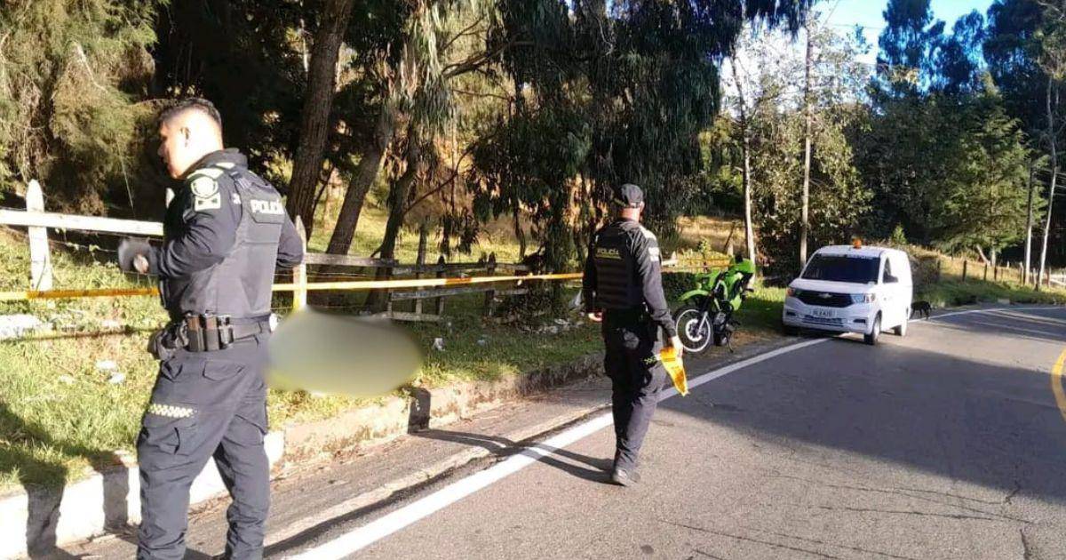 En este punto de la vía que comunica a San Félix con San Pedro de los Milagros fue donde encontraron al hombre. FOTO: CORTESÍA