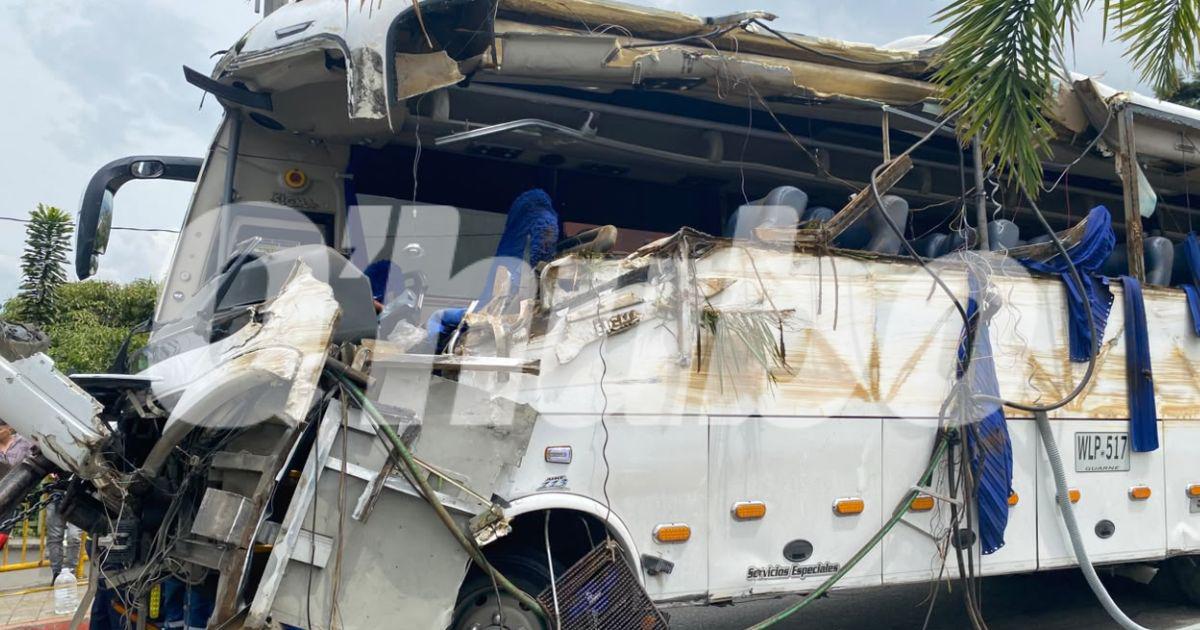 EN VIDEO: Momento exacto del accidente del bus en la avenida Barranquilla