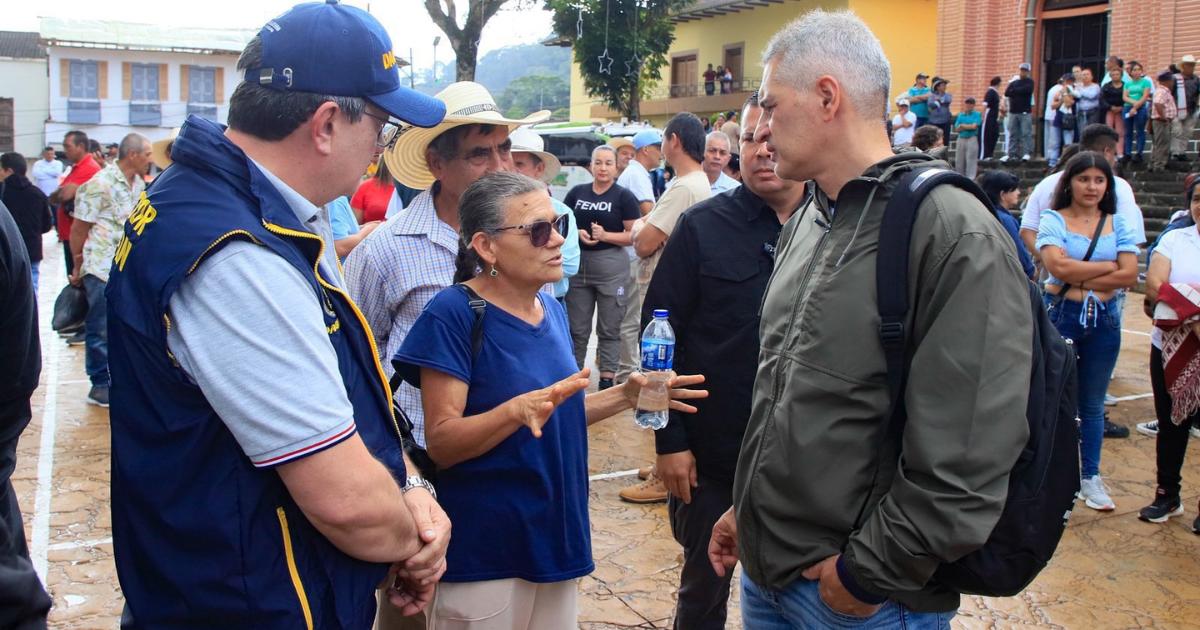 Gobernador de Antioquia, Andrés Julián Rendón, en Pueblorrico. <b><span class=mln_small-caps_mln>/FOTO: GOBERNACIÓN DE ANTIOQUIA </span></b>