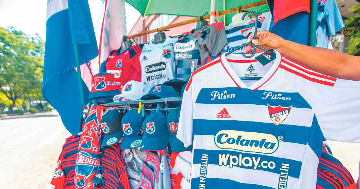 Por el estadio y en el Centro se mueve el comercio. / FOTO: CARLOS VELÁSQUEZ.