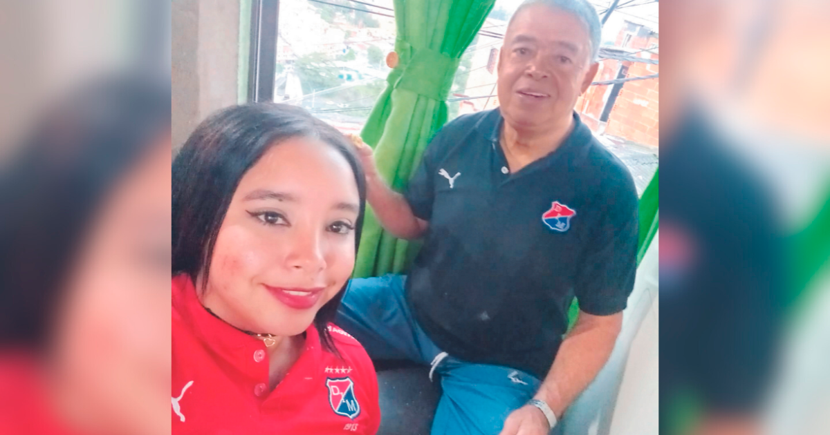 Magdaly Barrientos, quien nos compartió este fotografía, espera con ansias la final, en compañía de su familia, en el barrio Robledo El Pesebre. /FOTO: CORTESÍA.