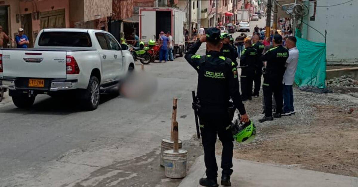 $!La Policía llegó rápidamente al lugar de los hechos y acordonó la zona. /FOTO: CORTESÍA