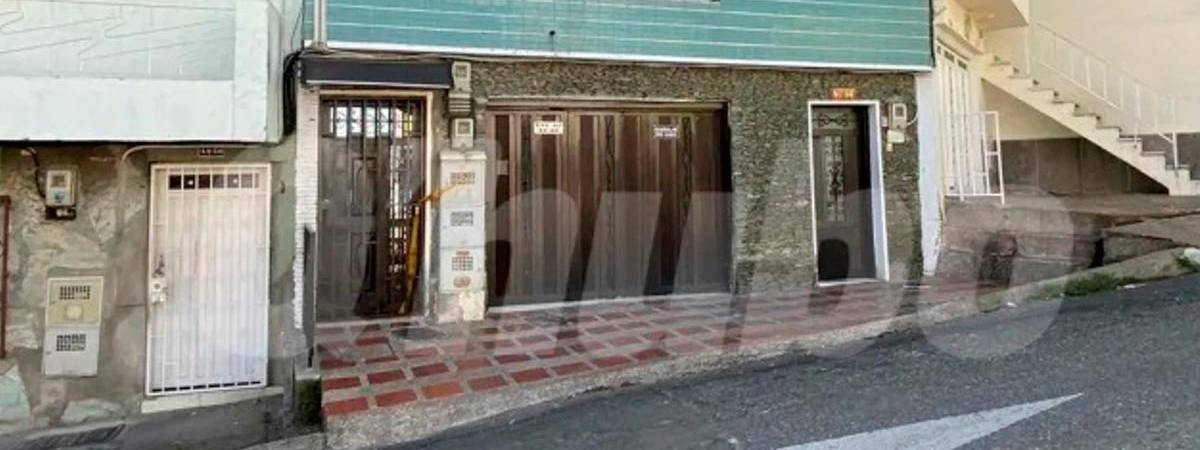 En esta casa fue asesinado un expolicía en el centro de Medellín. /FOTO: ANDRÉS FELIPE OSORIO GARCÍA 