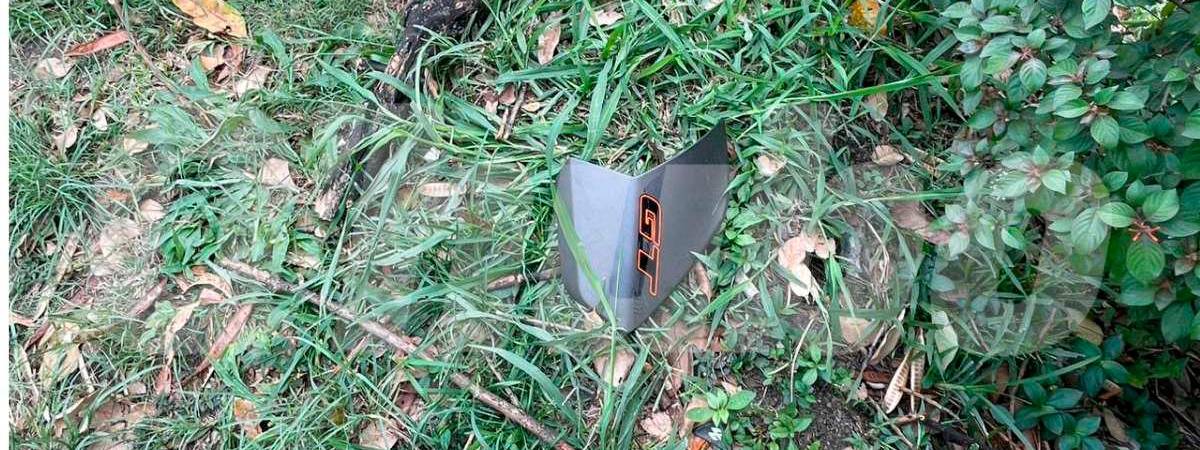 En el lugar se encontraron partes de la moto Pulsar. / FOTO: SINDY VALLE