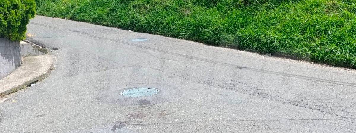 En este lugar encontraron al sujeto con múltiples heridas de bala. /FOTO: Alejandra Morales