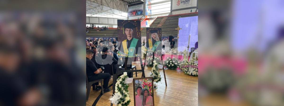 Homenaje póstumo a los 16 jóvenes del Liceo. FOTO: SINDY VALLE