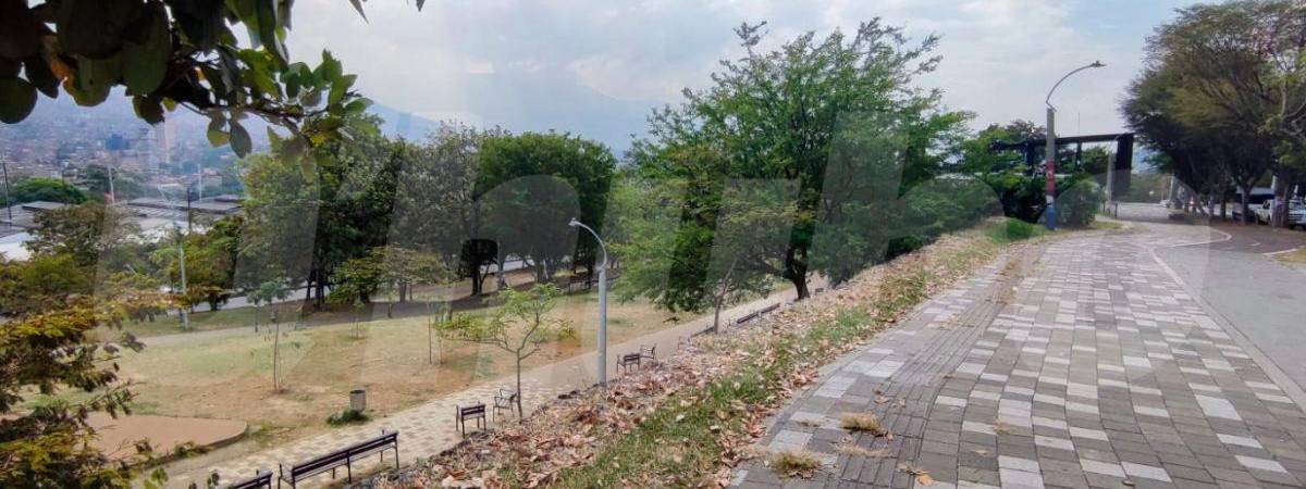 Parque Juanes de la Paz, lugar donde fue encontrado un hombre. /FOTO: ANDRÉS GARCÍA. 