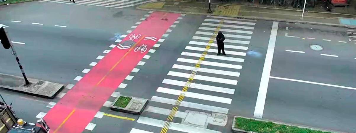 Así se observaba la vía sobre Barranquilla, sobre el mediodía. / FOTO: @sttmed