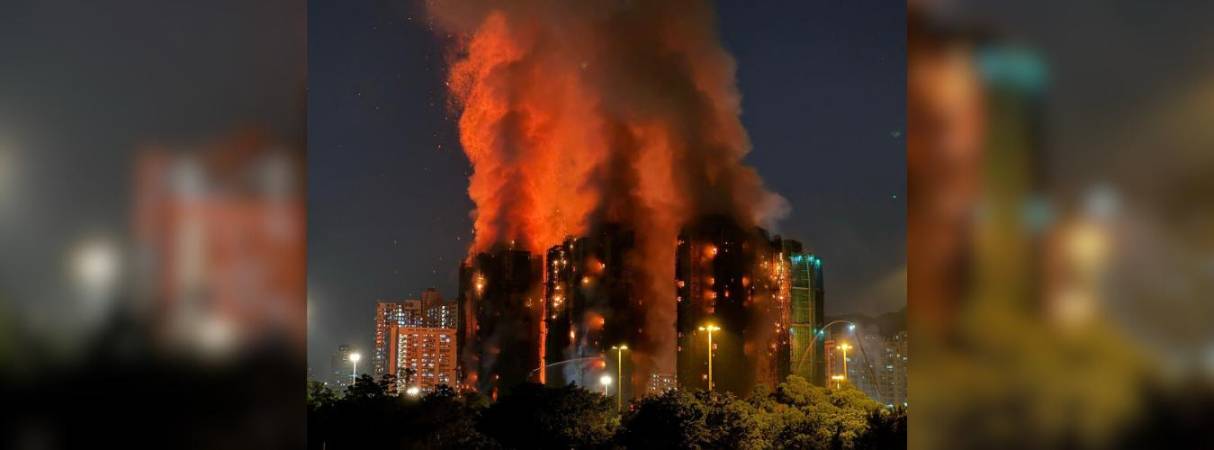 Incendio en Hong Kong. FOTO: AP / AFP