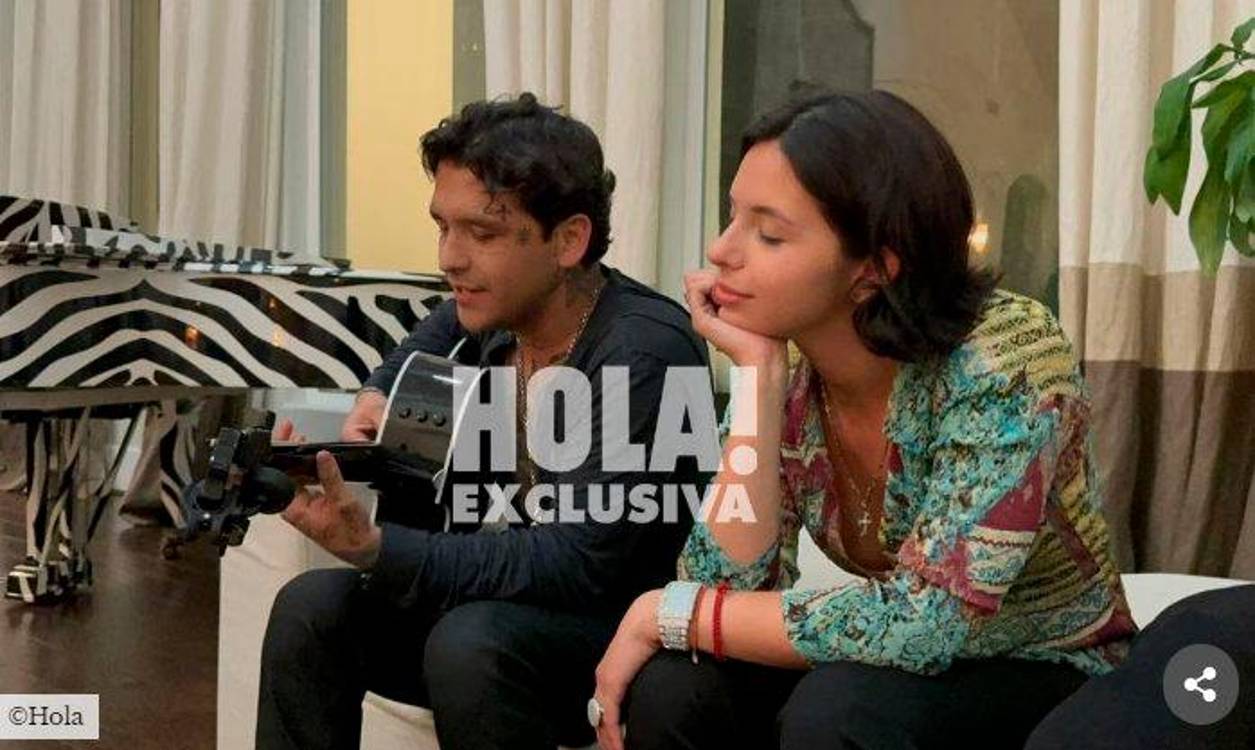 Ángela Aguilar y Christian Nodal confirman su amor con candente foto
