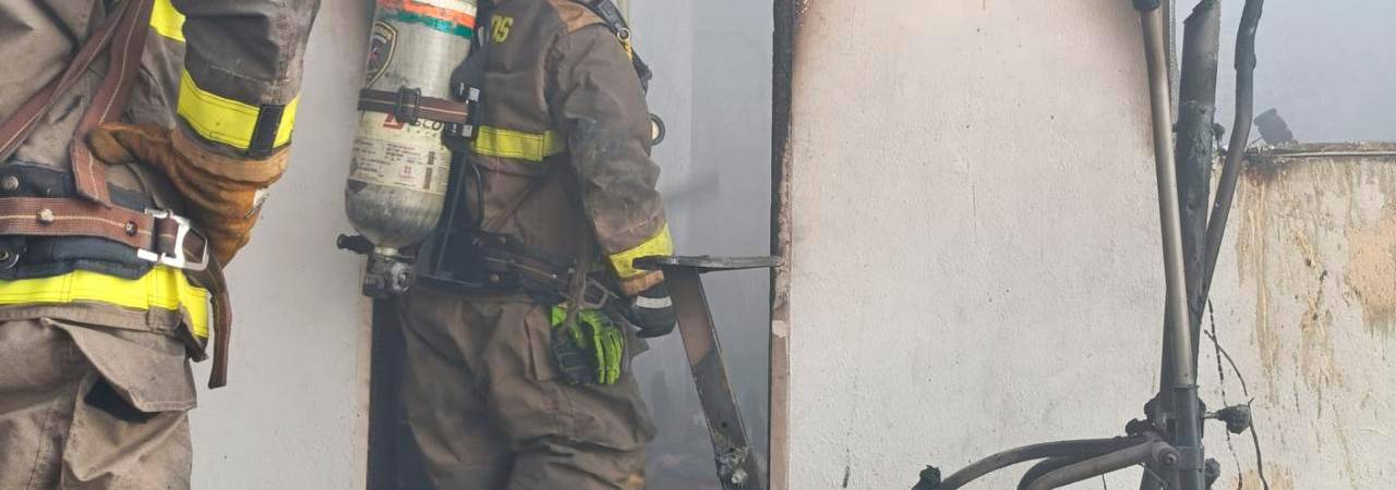 EN IMÁGENES: Incendio en Envigado obligó a evacuación de adultos mayores