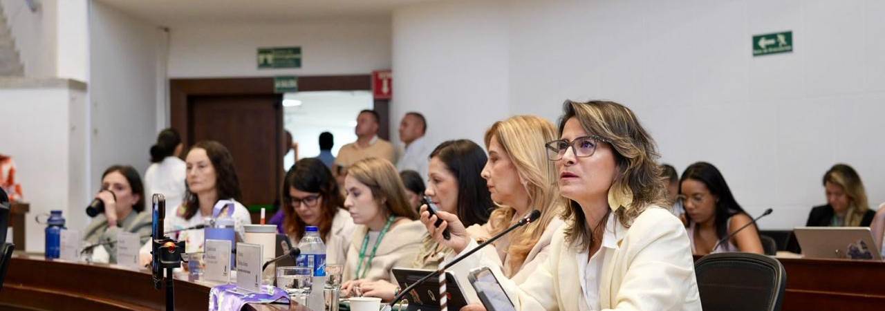 ¿Cómo beneficia a las cuidadoras el nuevo Acuerdo del Concejo?