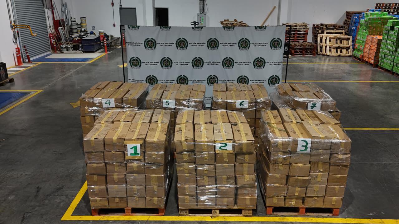 La droga fue encontrada en un contenedor que iba a salir del país. FOTO: POLICÍA NACIONAL