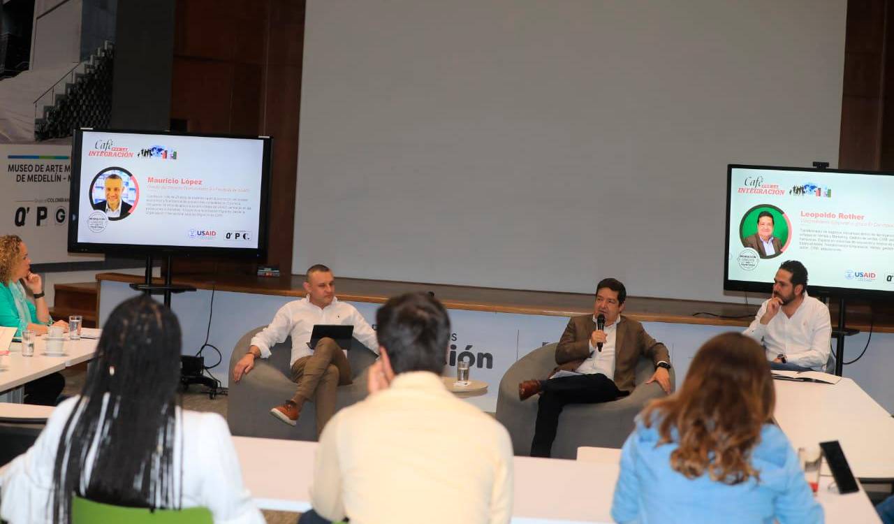 $!Café por la Integración: empresarios hablaron de la migración como oportunidad