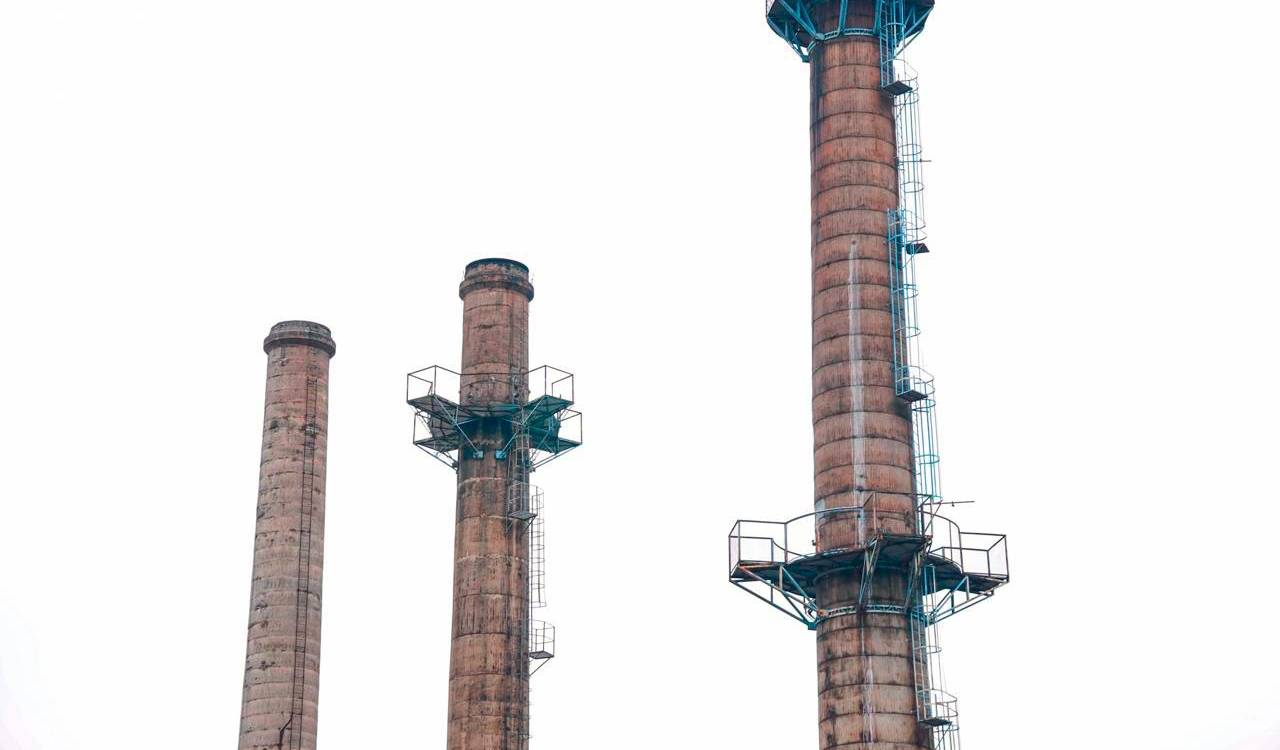 Las chimeneas son una figura representativa de lo que significó Peldar. / FOTO: ALCALDÍA DE ENVIGADO