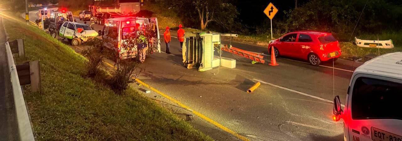 Este fue el accidente en Barbosa. /FOTO: CORTESÍA