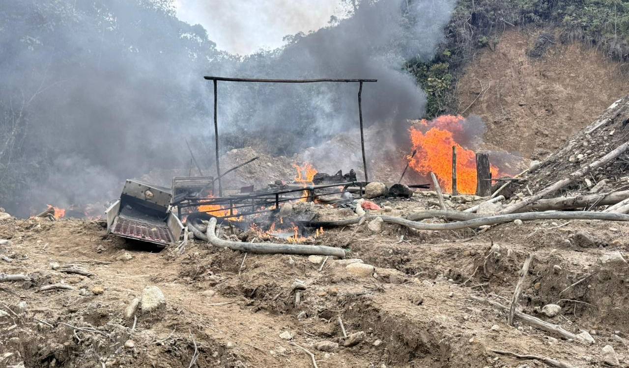 Draga destruida por las autoridades. <b><span class=mln_small-caps_mln>/ FOTO: ALCALDÍA DE SAN CARLOS</span></b>