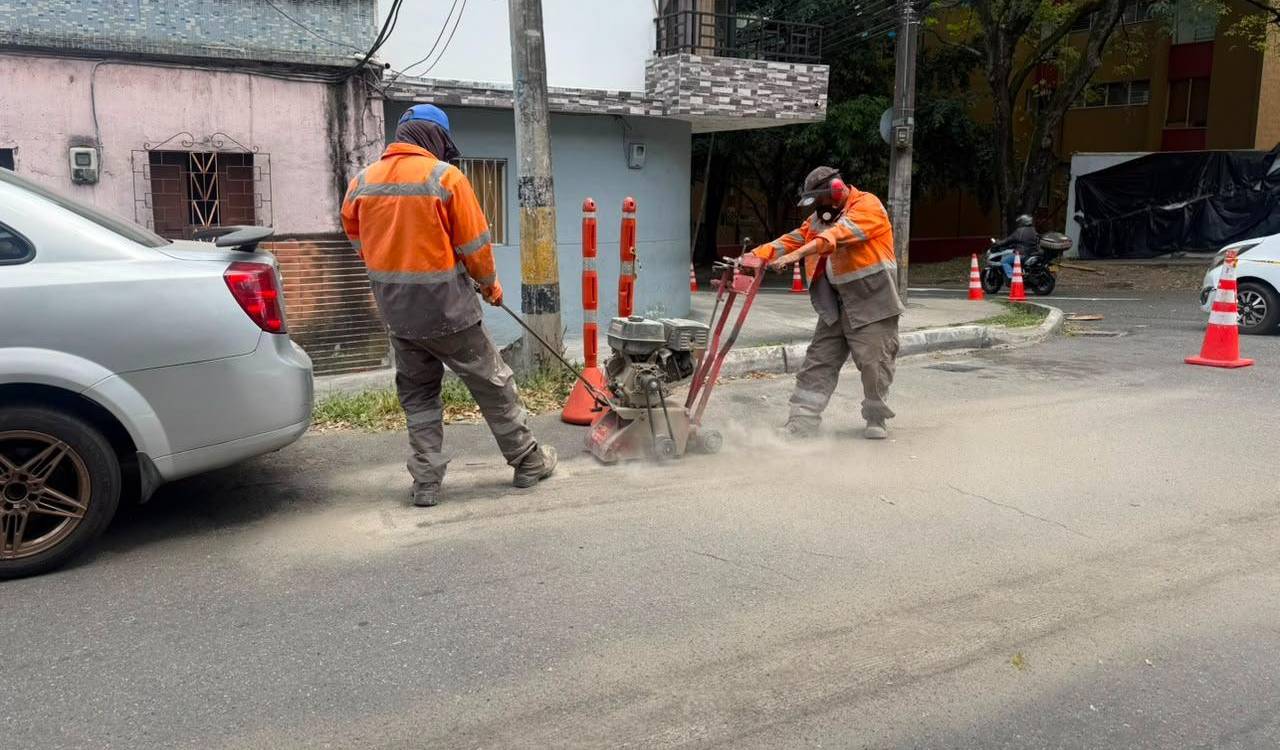 En algunos sectores ya se avanzan en las obras de adecuación para peatones y ciclistas. FOTO: ALCALDÍA DE MEDELLÍN