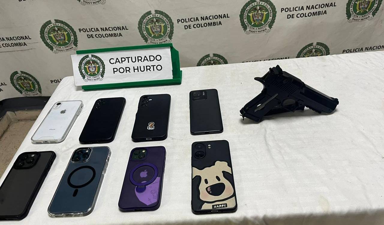 Elementos incautados por las autoridades. FOTO: POLICÍA METROPOLITANA VALLE DE ABURRÁ