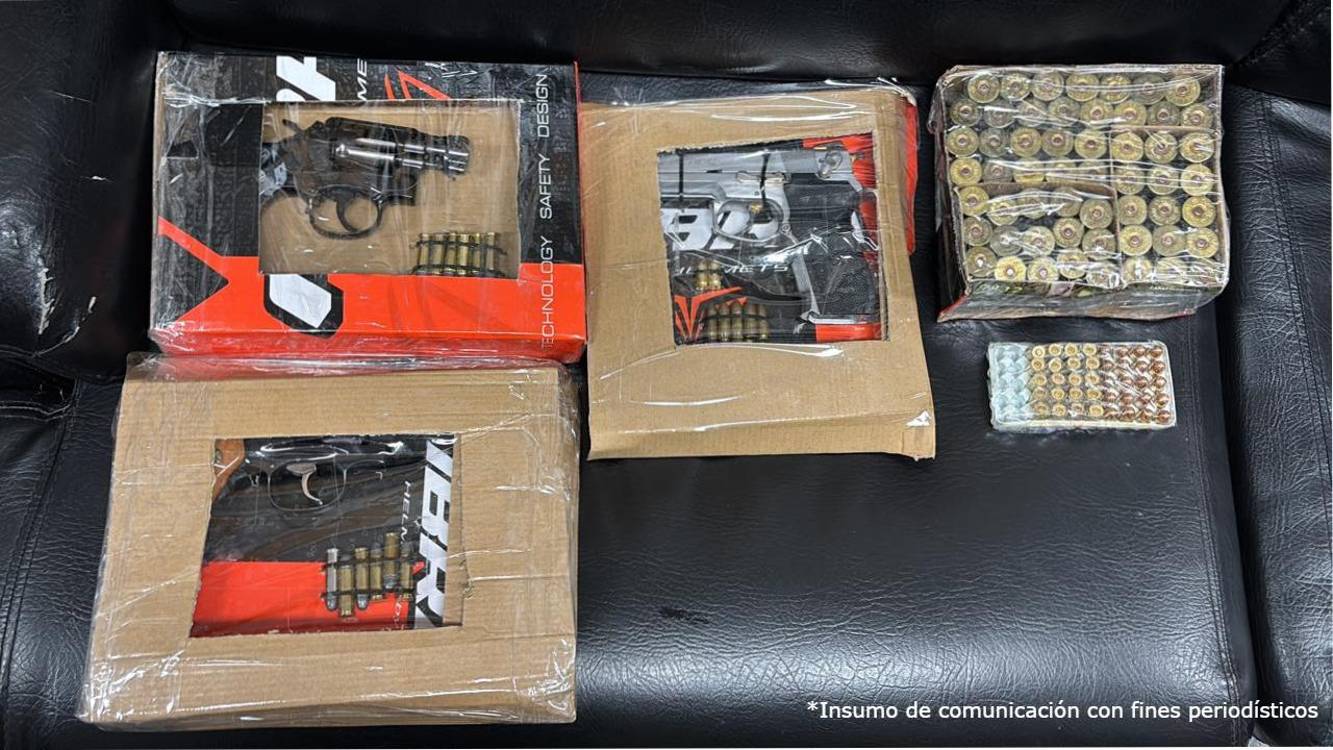 Material incautado en el operativo. <b><span class=mln_small-caps_mln>/ FOTO: CORTESÍA FISCALÍA </span></b>