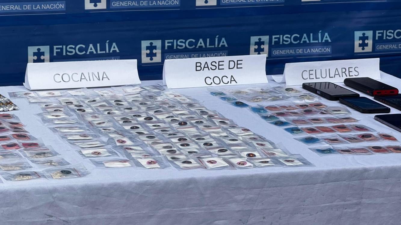 Estupefacientes encontrados durante las diligencias de allanamiento. <b><span class=mln_small-caps_mln>/FOTO: ALCALDÍA DE RIONEGRO</span></b>