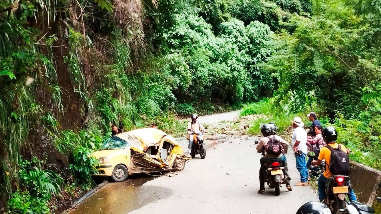 $!Así quedó el vehículo tras el accidente. /FOTO: CORTESÍA