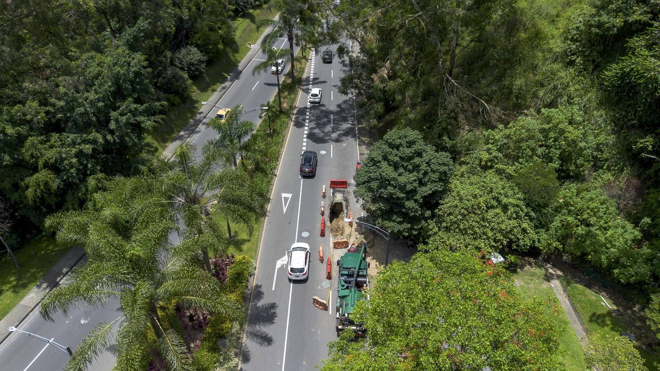 Fotografía aérea de la magnitud del hueco en Las Palmas. <b><span class=mln_small-caps_mln>/FOTO: CAMILO SUÁREZ</span></b>