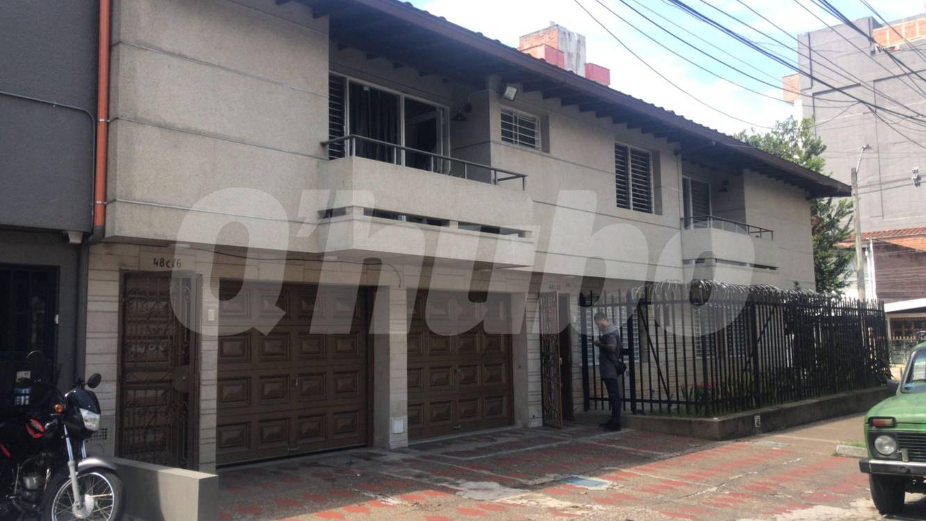Desde este balcón, como quedó grabado en videos, saltaron 2 de las mujeres que estuvieron con los gringos antes de que se hallara el cadáver de unos de ellos. FOTO: LAURA ROSA JIMÉNEZ VALENCIA