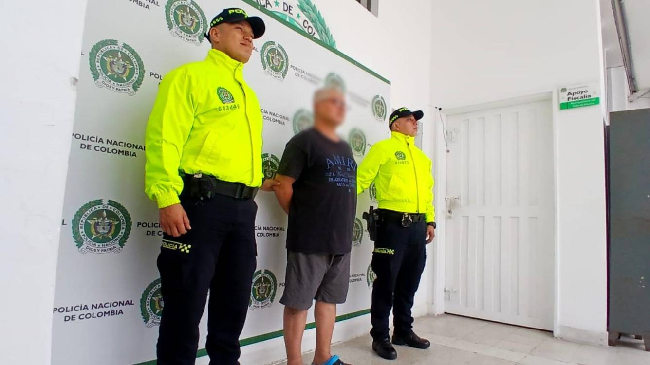 Presentación del adulto mayor por presunto abuso a menor de 14 años. FOTO: CORTESÍA ALCALDÍA DE MEDELLÍN