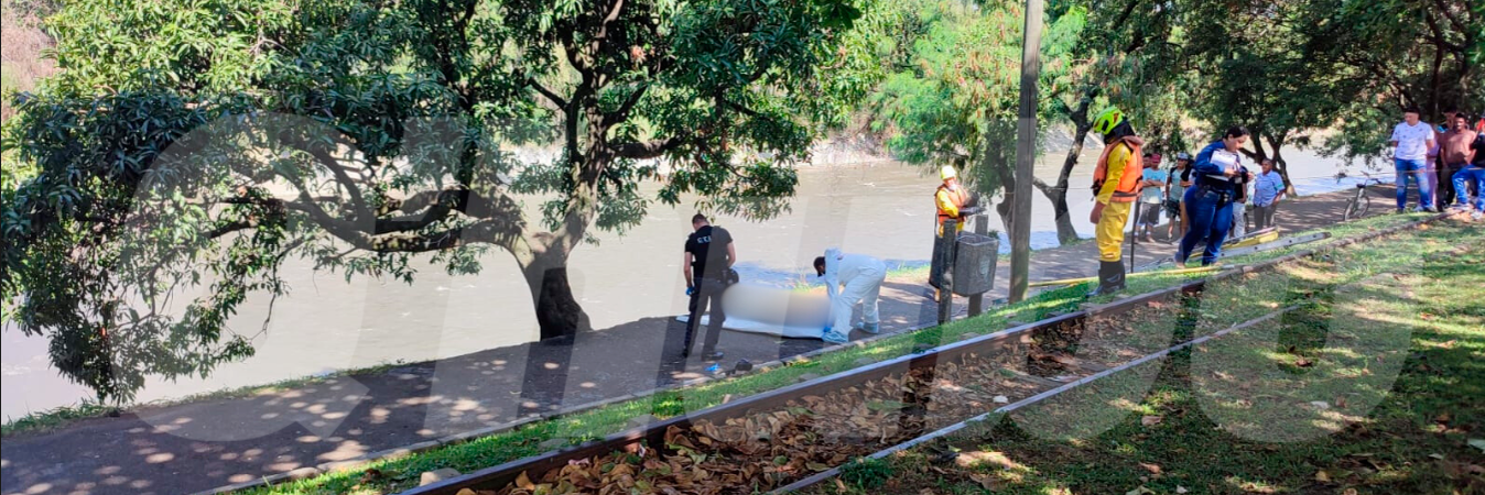 EN FOTOS: En alto estado de descomposición fue hallado el cuerpo de un hombre en el río Medellín