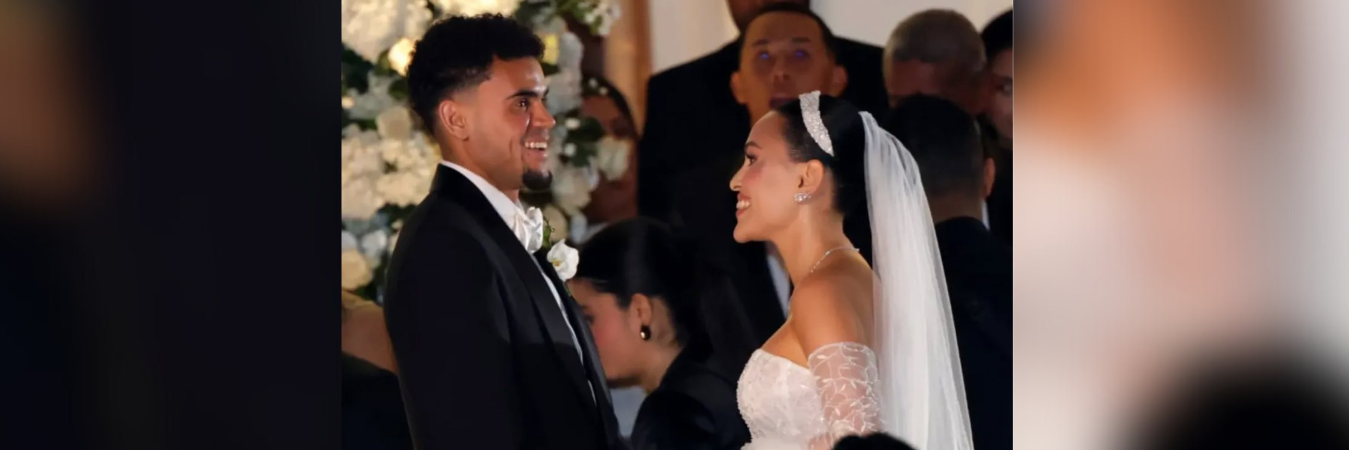 Así lucieron Luis Díaz y Geraldin Ponce en su matrimonio. /FOTO: TOMADA DE X @revistaqgol