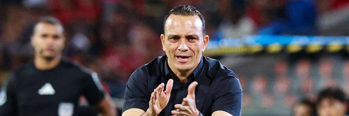 Alejandro Restrepo, extécnico de Medellín. FOTO. MANUEL SALDARRIAGA