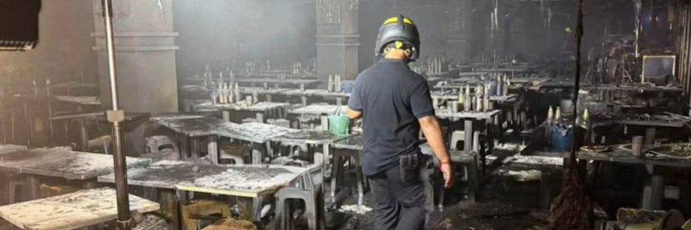 En la discoteca había 200 personas al momento del incendio. FOTO: TOMADA DE X @npblent