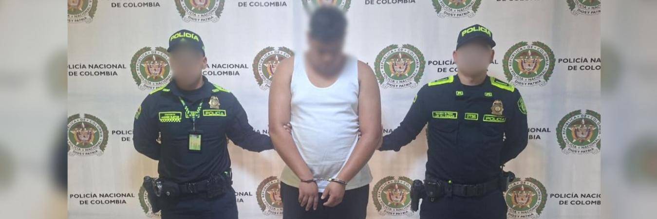 Este hombre fue capturado por una orden de un juez. FOTO: POLICÍA METROPOLITANA