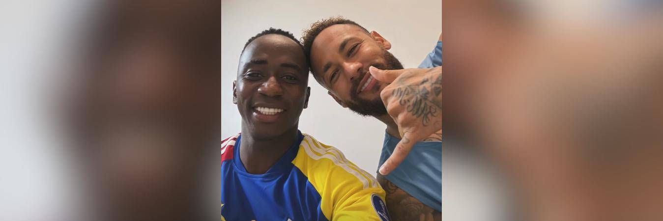 El futbolista colombiano Edwin Mosquera y el brasilero Neymar Jr. FOTO: @SHIRRASCO70